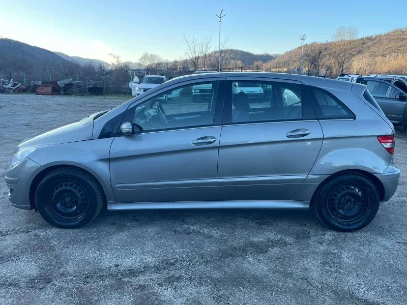 Mercedes-Benz A 200 АВТОМАТИК, снимка 4 - Автомобили и джипове - 53042151