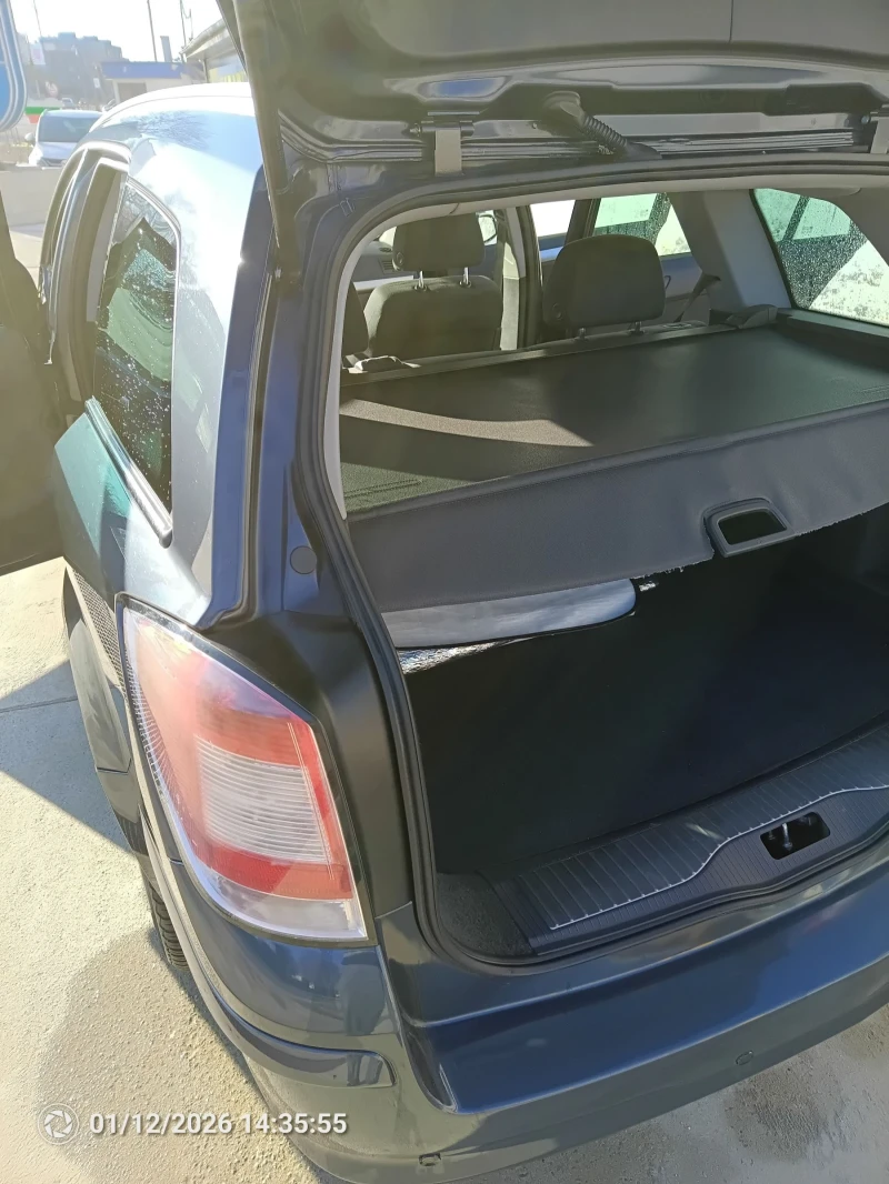 Opel Astra Opel Astra H 1, 7 CDTI Caravan Isuzu двигател, снимка 11 - Автомобили и джипове - 53077328