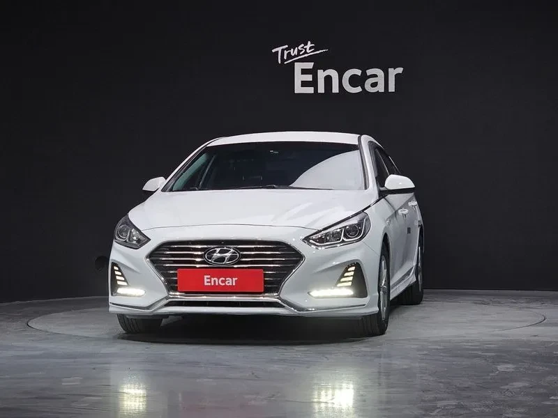 Hyundai Sonata 2.0 Style, снимка 3 - Автомобили и джипове - 53771254