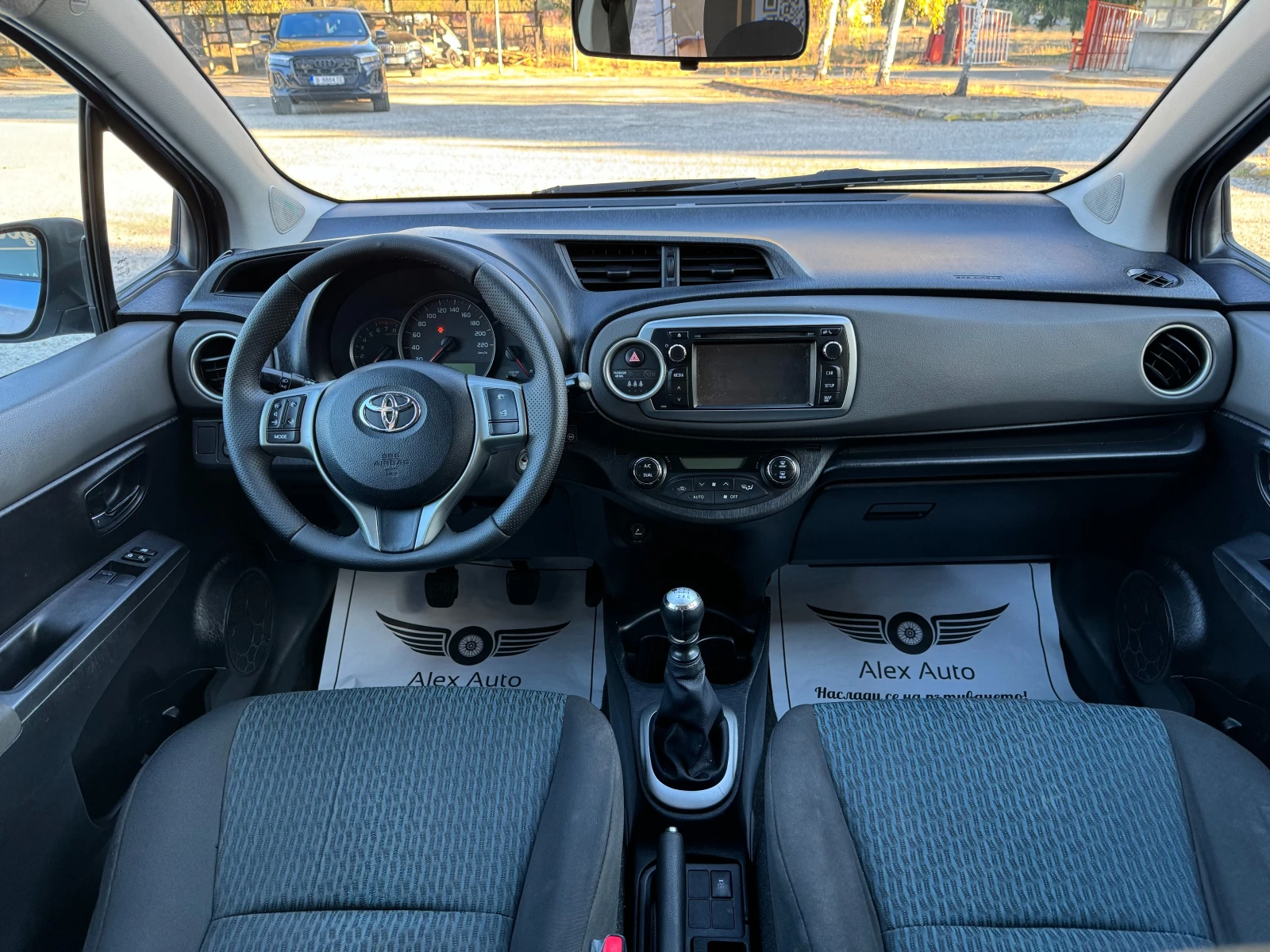 Toyota Yaris 1.33 VVT / ГАЗ-БЕНЗИН /6 скорости - изображение 9