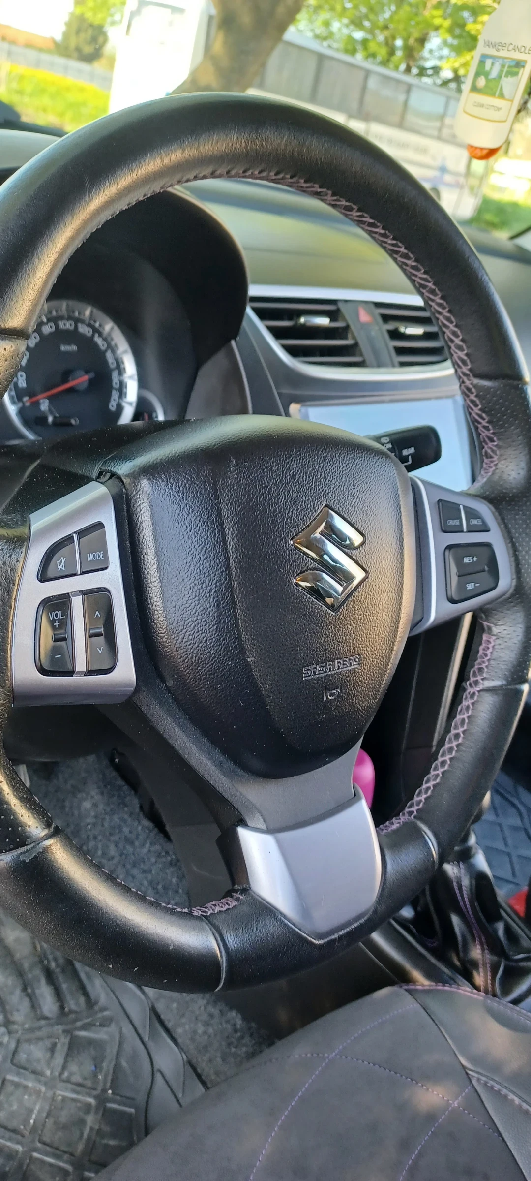Suzuki Swift 1.2i - изображение 7