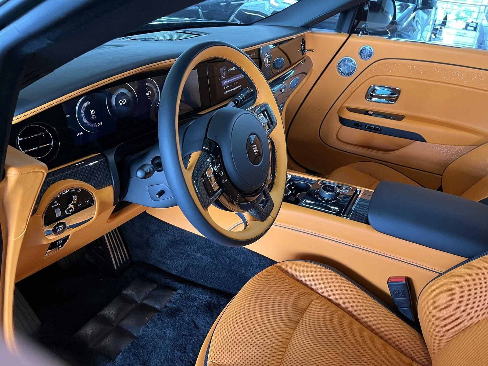 Rolls-Royce Spectre BLACK BADGE - изображение 8