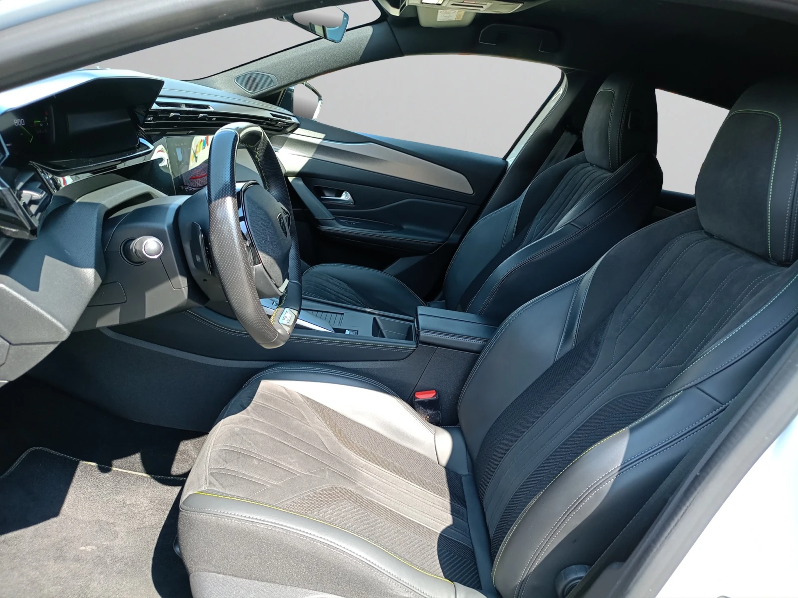 Peugeot 308 GT 1, 2 PureTech 130 EAT8 EURO 6 - изображение 10