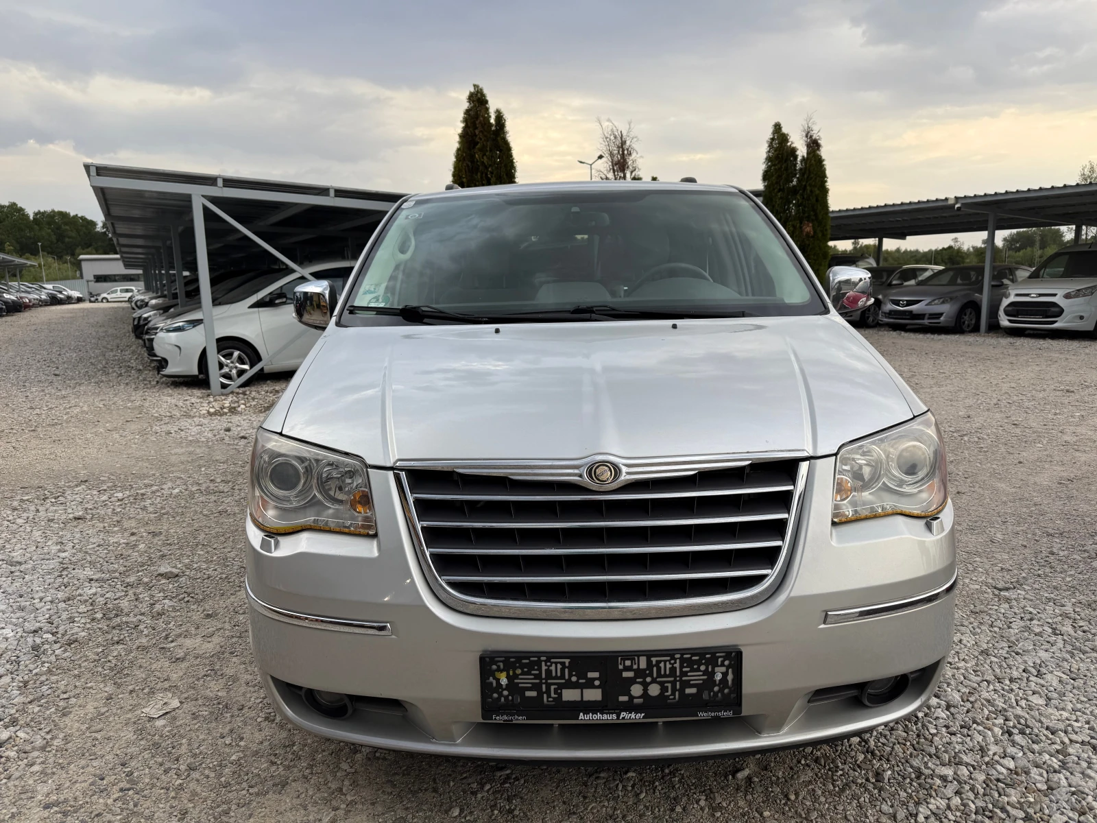 Chrysler Gr.voyager 2.8 D 7 МЕСТА !! АВТОМАТ !! НАВИ !! - изображение 7