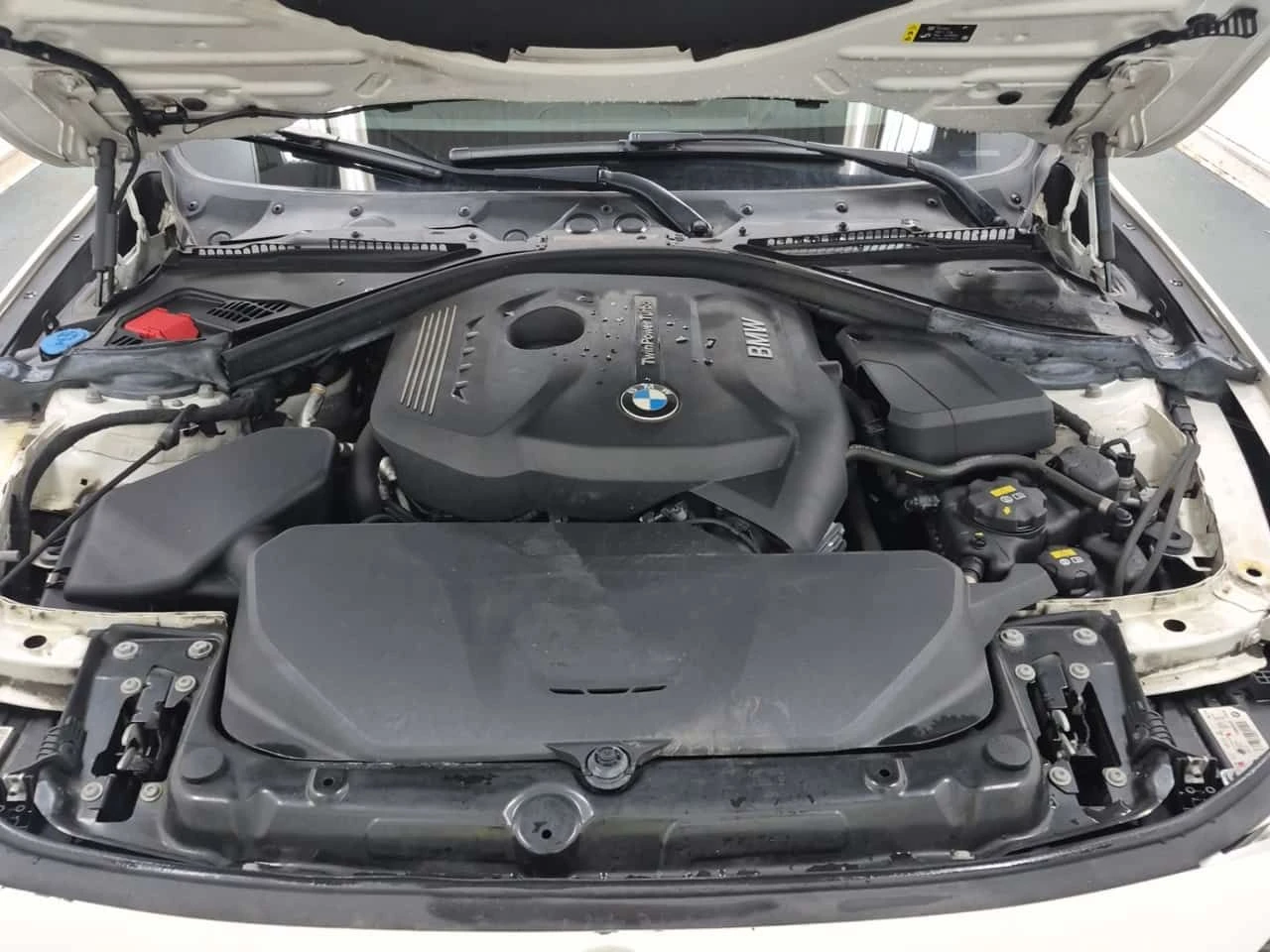 BMW 330 * XDRIVE* * ЗАДНА КАМЕРА* * ПОДГРЕВ* , снимка 17 - Автомобили и джипове - 54157590