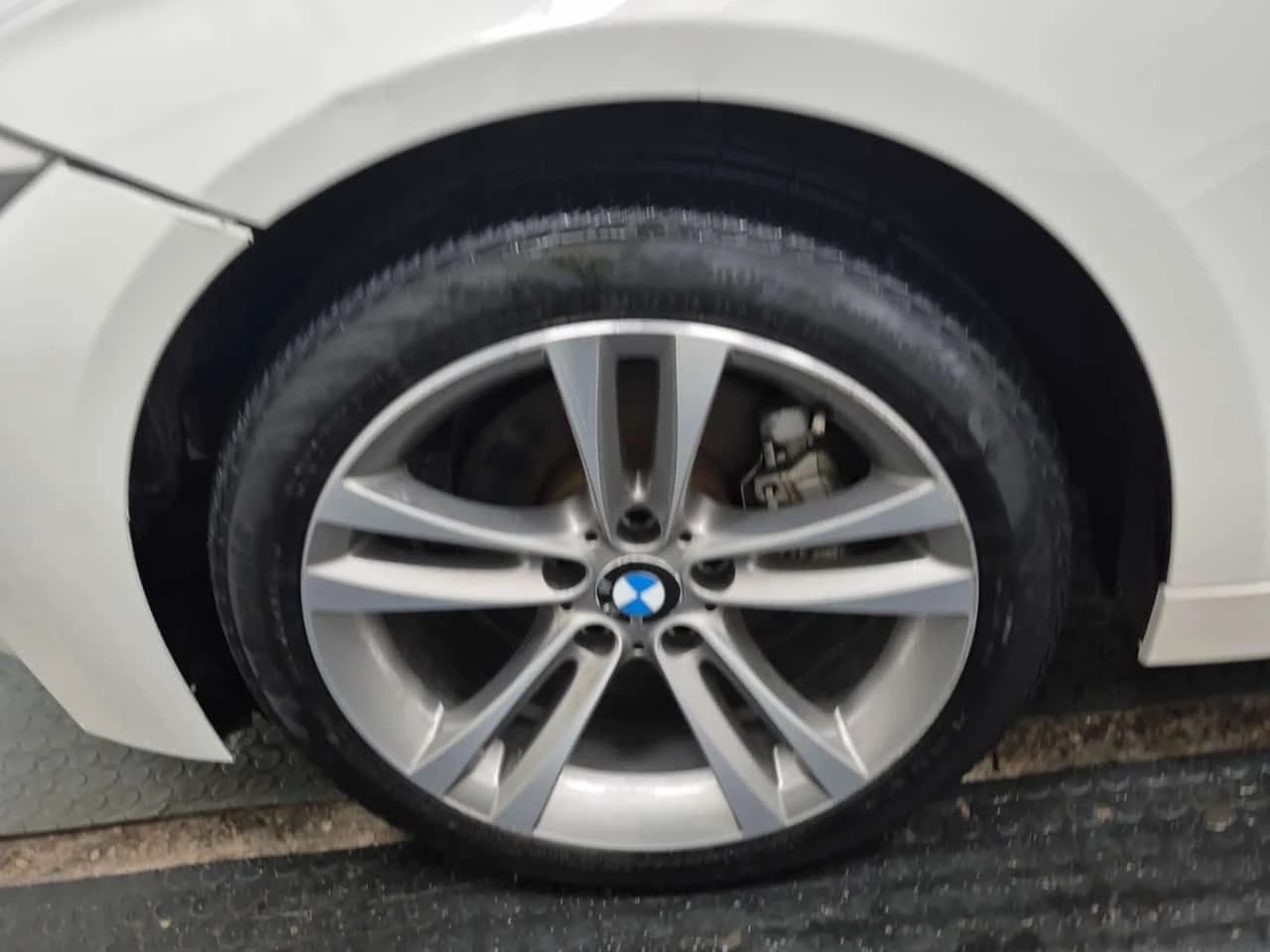 BMW 330 * XDRIVE* * ЗАДНА КАМЕРА* * ПОДГРЕВ* , снимка 7 - Автомобили и джипове - 54157590