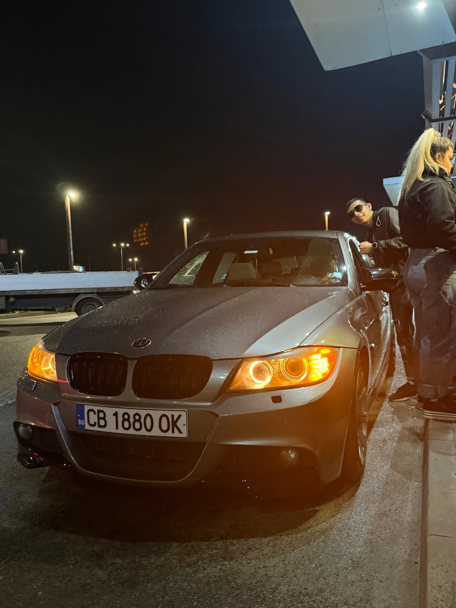 BMW 320 ПРОДАВАМ ЛИЧНИЯ СИ АВТОМОБИЛ ЗАСЛУЖАВА ДА СЕ ВИДИ!, снимка 5 - Автомобили и джипове - 54246491
