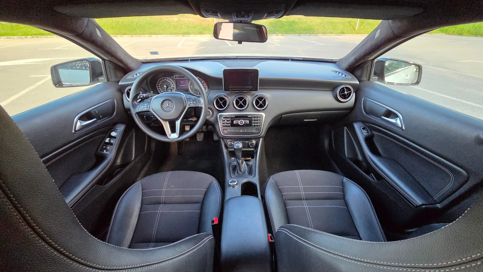 Mercedes-Benz A 180 AMG, снимка 11 - Автомобили и джипове - 54659926