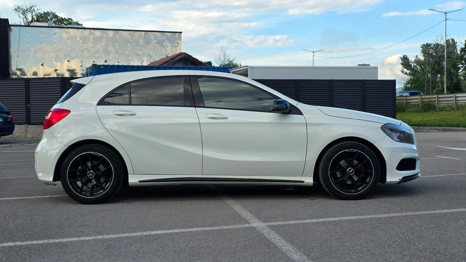 Mercedes-Benz A 180 AMG, снимка 7 - Автомобили и джипове - 54659926