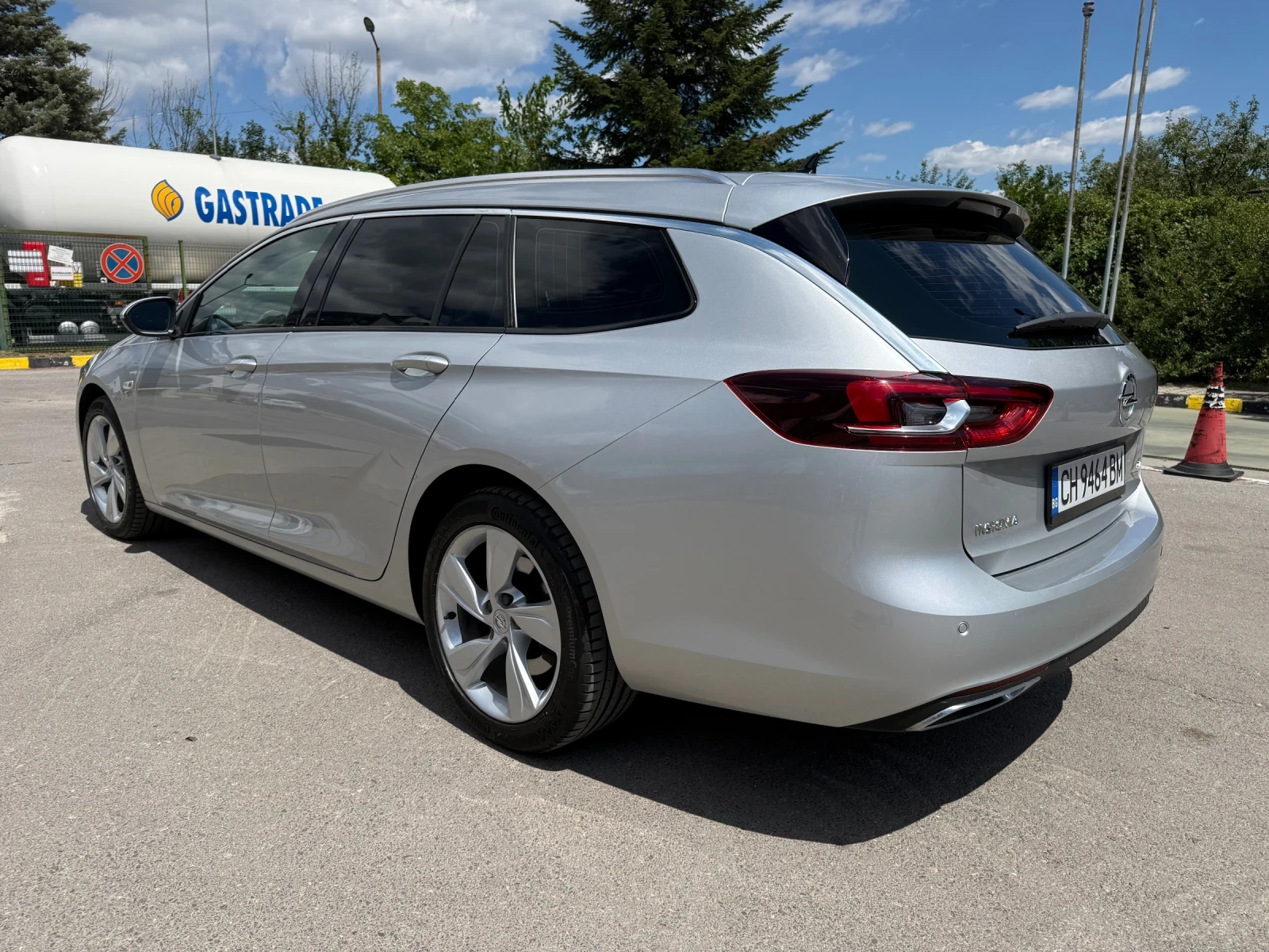 Opel Insignia 2.0/4x4/FULL/CH/210hp, снимка 4 - Автомобили и джипове - 55279509