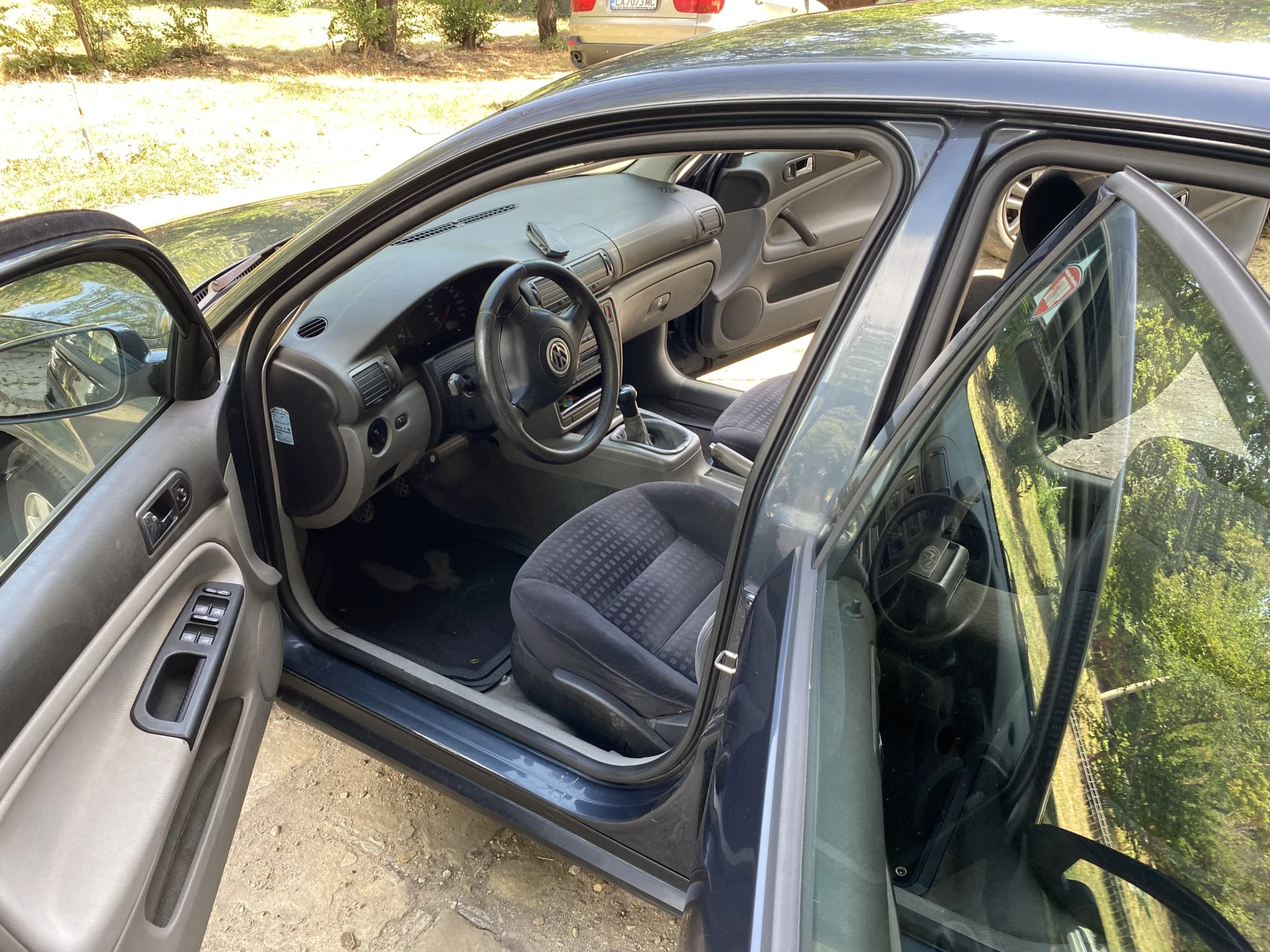 VW Passat 1.8t, снимка 9 - Автомобили и джипове - 55879246