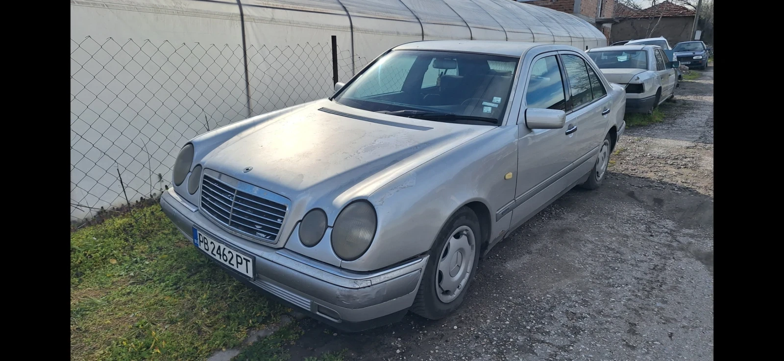 Mercedes-Benz E 250 E250TD Om605
