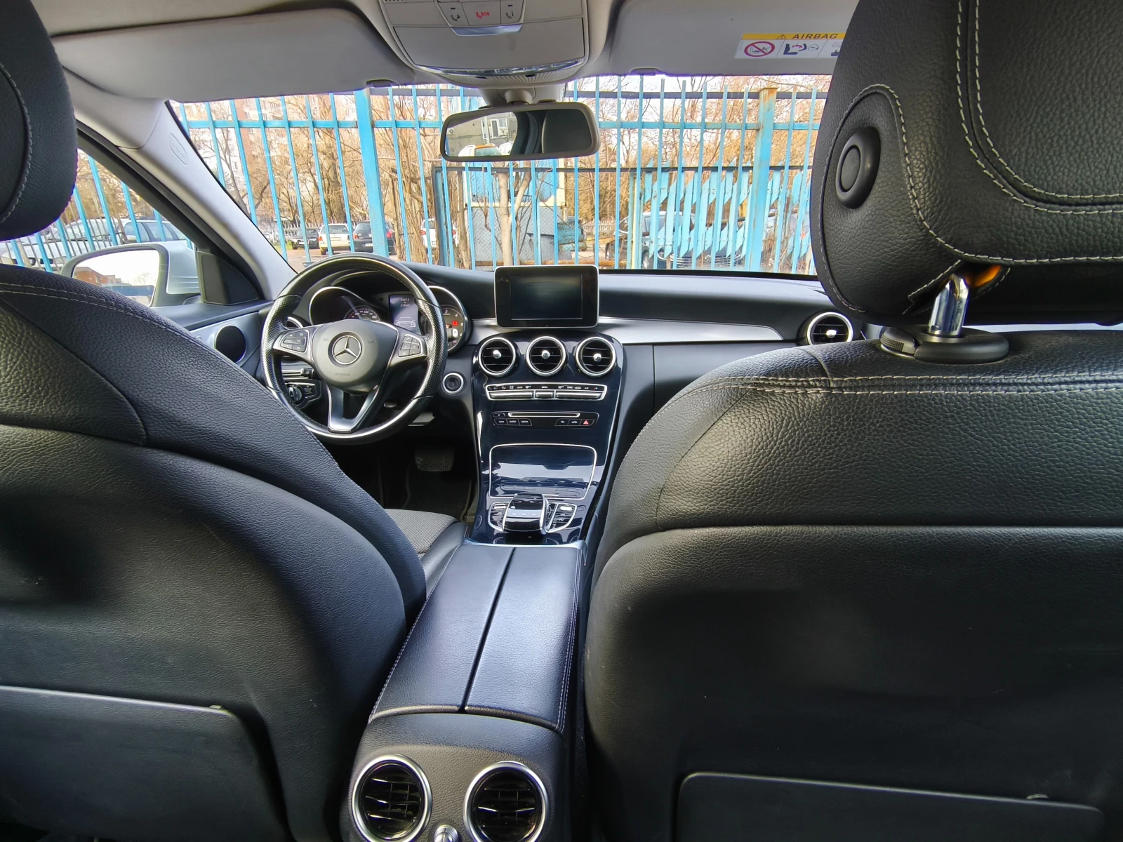 Mercedes-Benz C 250 Aventgarde, снимка 7 - Автомобили и джипове - 56096141