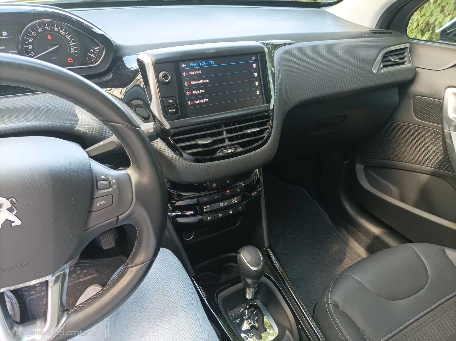 Peugeot 2008 Allure PureTech/1.2 литра, снимка 5 - Автомобили и джипове - 56136861