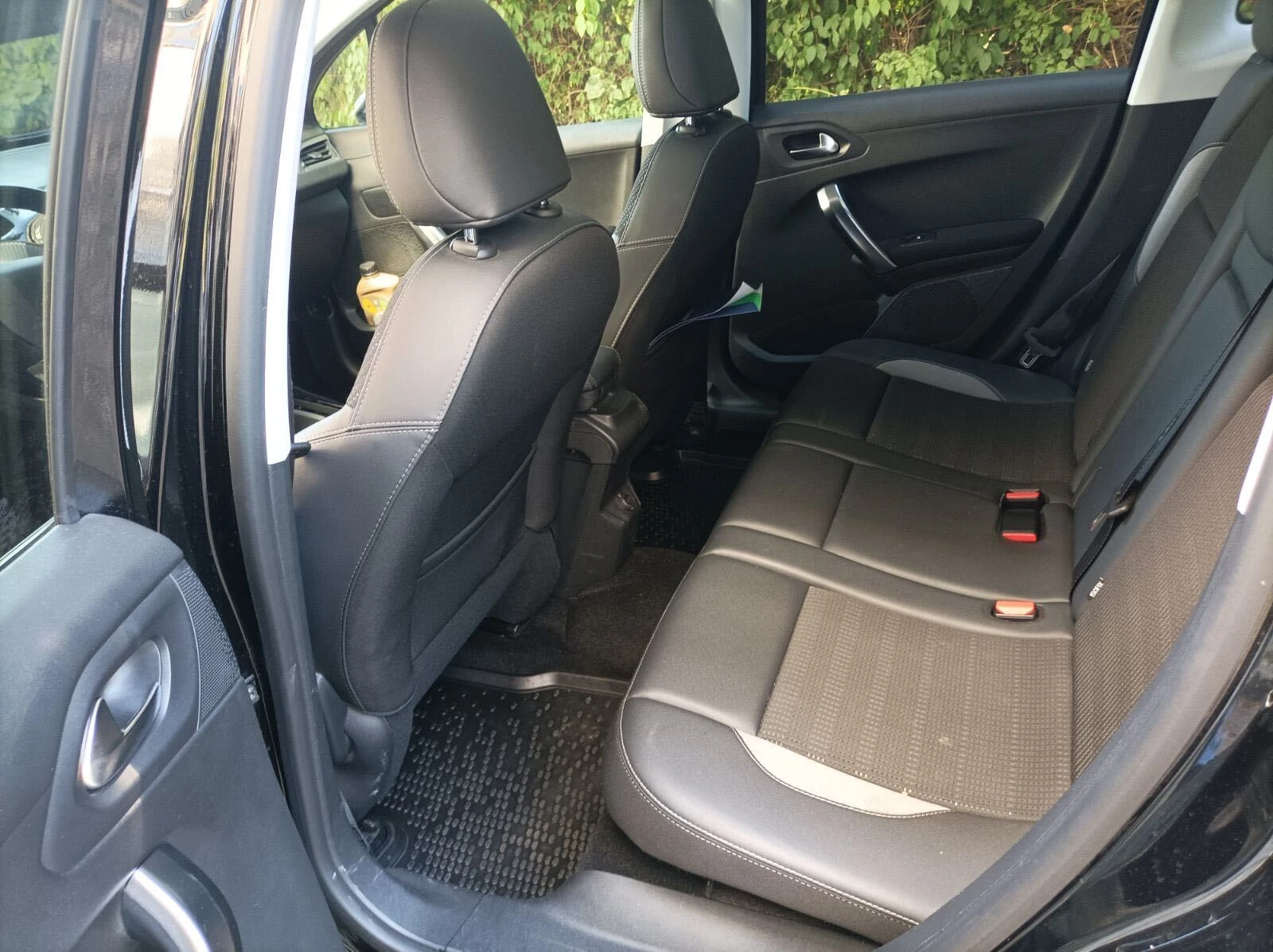Peugeot 2008 Allure PureTech/1.2 литра, снимка 3 - Автомобили и джипове - 56136861