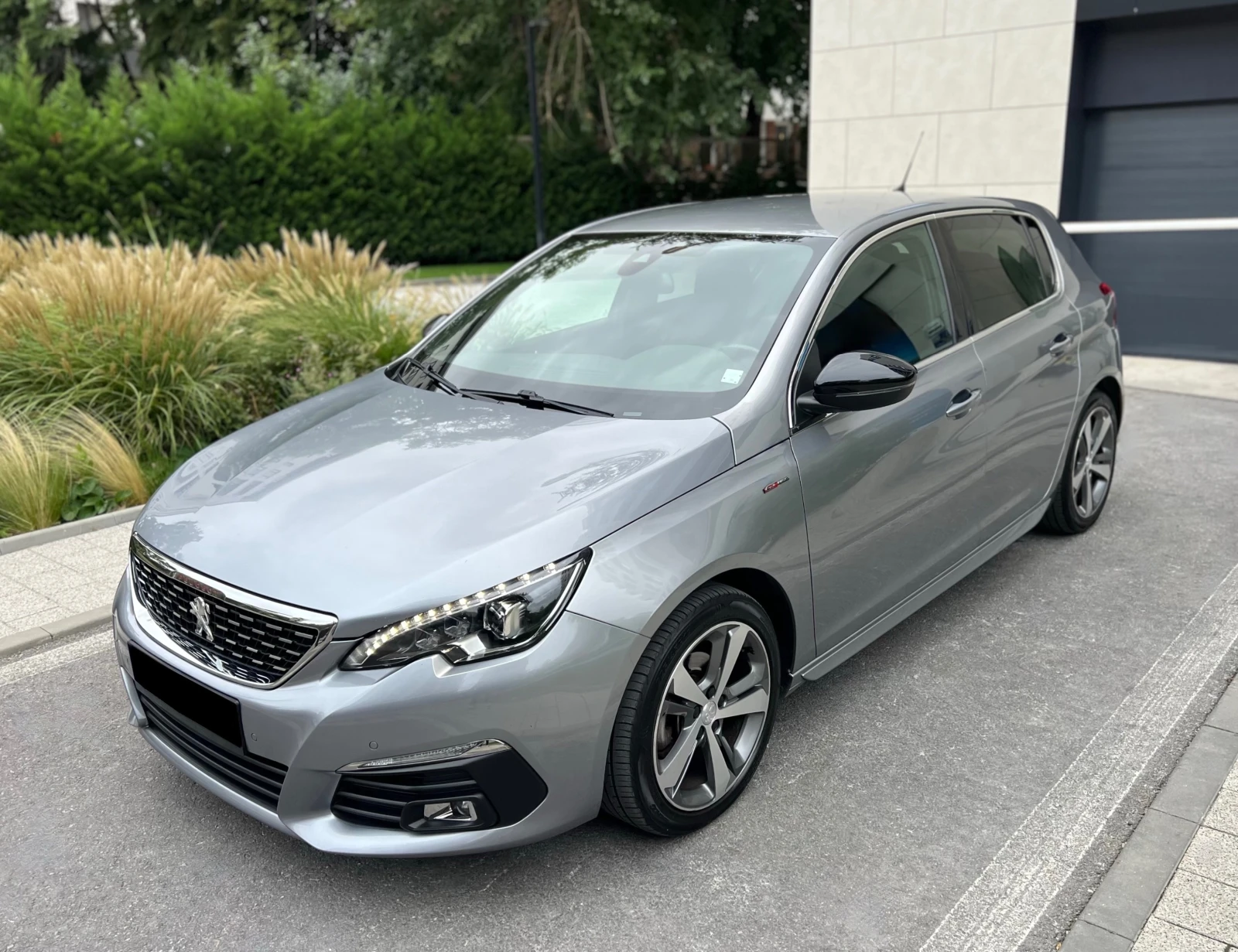 Peugeot 308 1.5 HDI 131к.с. GT-Line LED
