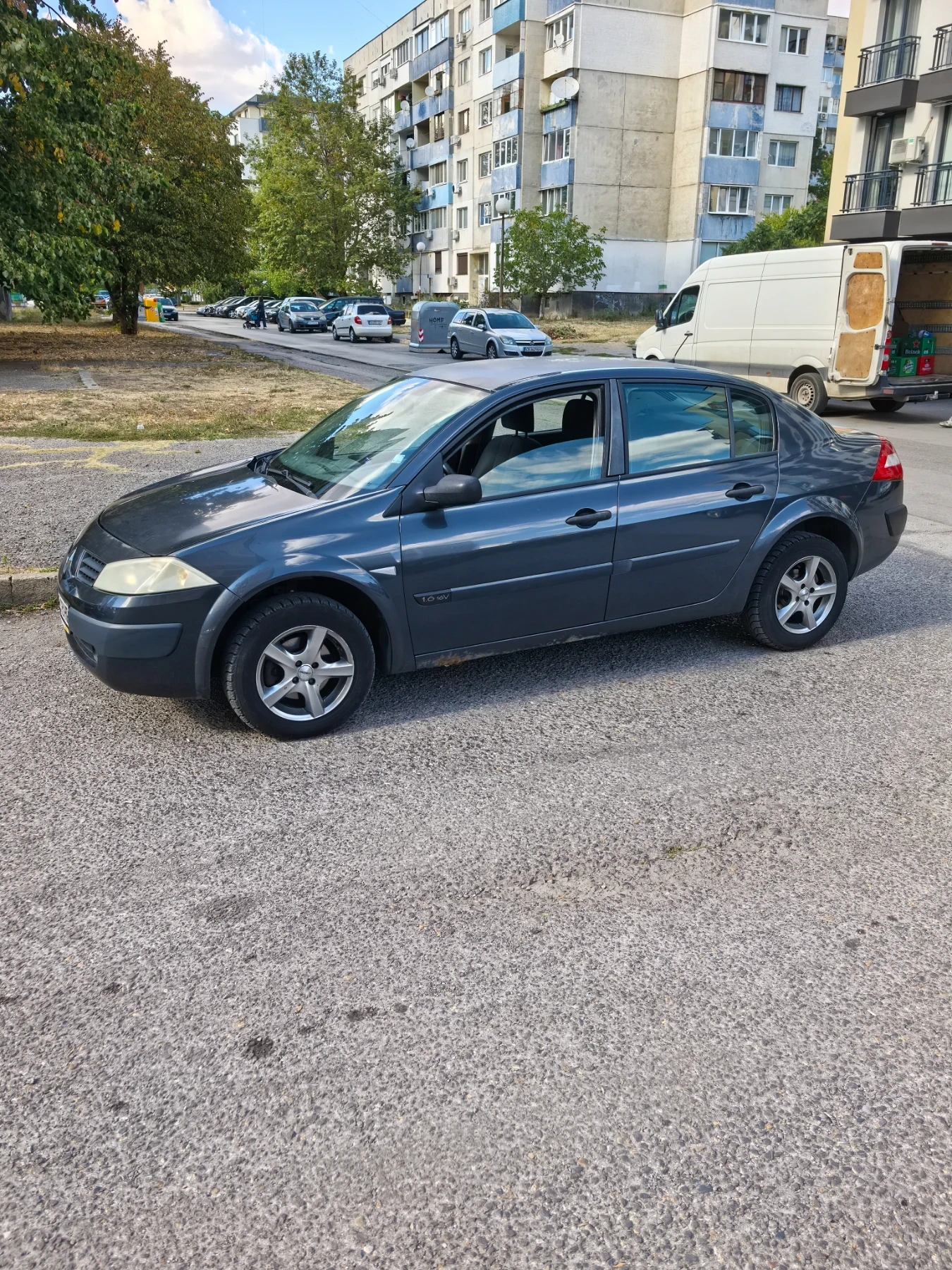 Renault Megane, снимка 9 - Автомобили и джипове - 56262387