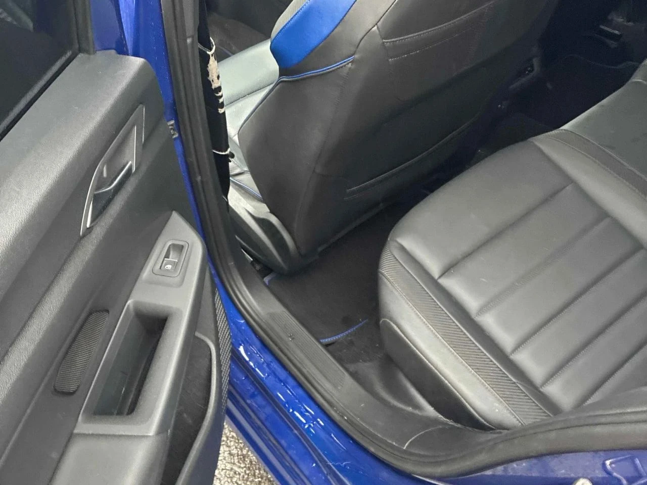 VW Golf, снимка 11 - Автомобили и джипове - 56711831