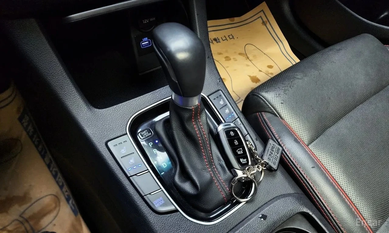 Hyundai I30 * 1.6 Turbo * , снимка 9 - Автомобили и джипове - 56726438