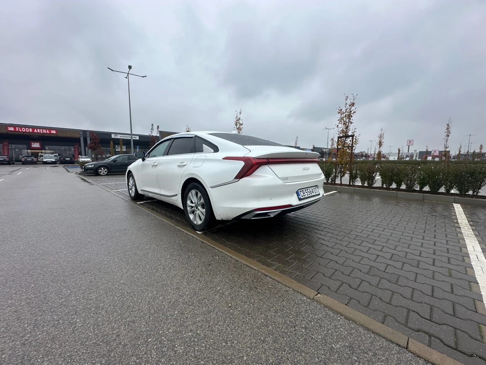 Kia K8 3.5 LPi, снимка 4 - Автомобили и джипове - 56737638