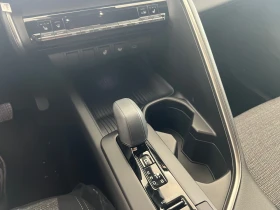 Toyota C-HR Club Bi-tone, снимка 8