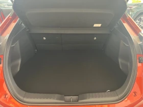 Toyota C-HR Club Bi-tone, снимка 10