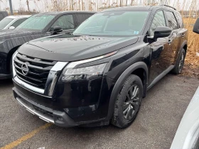 Nissan Pathfinder * 4WD * CARFAX * ЦЕНА ДО БГ, снимка 3