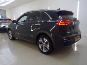 Kia Niro 65 kWh ExecutiveLine, снимка 3