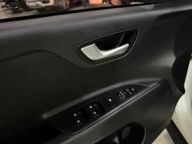 Kia Stonic 1.6 Deluxe, снимка 14
