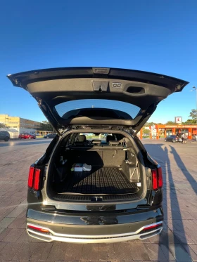 Обява за продажба на Kia Sorento GT-Line Hybrid от Kia България + Данъчен Кредит ~89 900 лв. - изображение 10 | Auto.bg Обява за продажба на Kia Sorento GT-Line Hybrid от Kia България + Данъчен Кредит ~89 900 лв. - изображение 10
