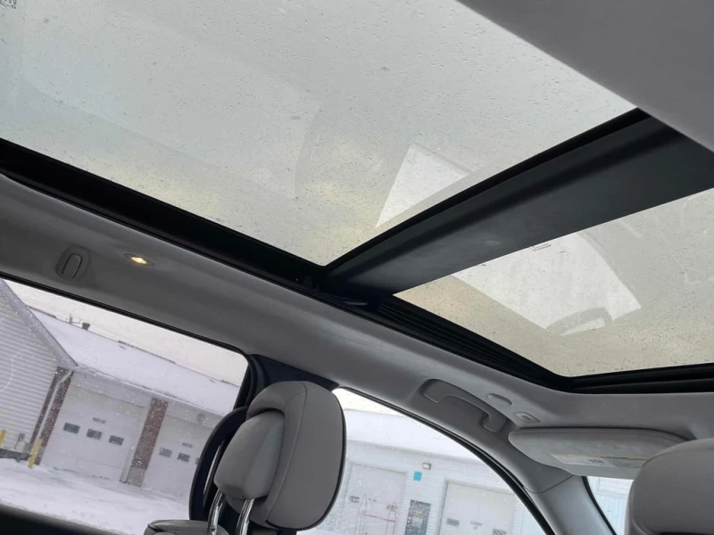 Jeep Grand cherokee * Summit * CARFAX * БЕЗ ПЪРВОНАЧАЛНА ВНОСКА, снимка 12 - Автомобили и джипове - 53116628