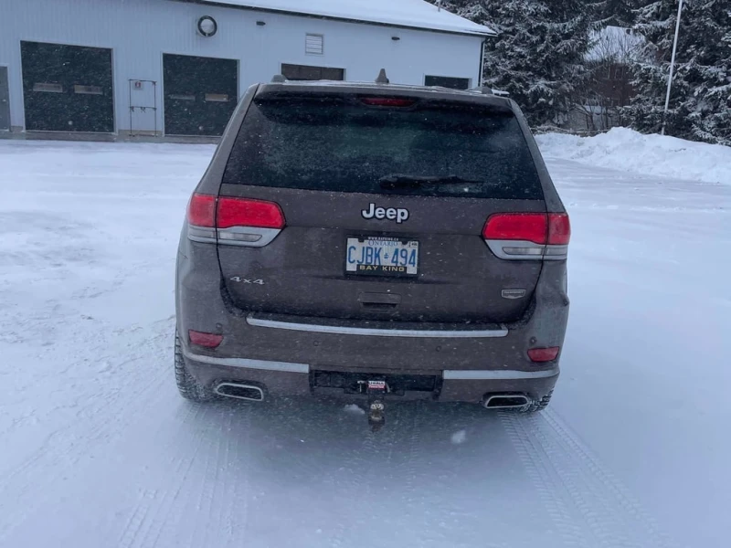 Jeep Grand cherokee * Summit * CARFAX * БЕЗ ПЪРВОНАЧАЛНА ВНОСКА, снимка 4 - Автомобили и джипове - 53116628