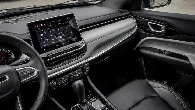 Jeep Compass * Limited 4x4 * CARFAX* ОПЦИЯ ЗА ФИНАНСИРАНЕ*  - изображение 10