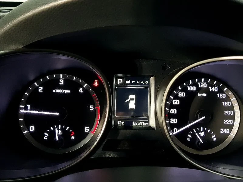 Hyundai Santa fe 2.0, снимка 7 - Автомобили и джипове - 54256648