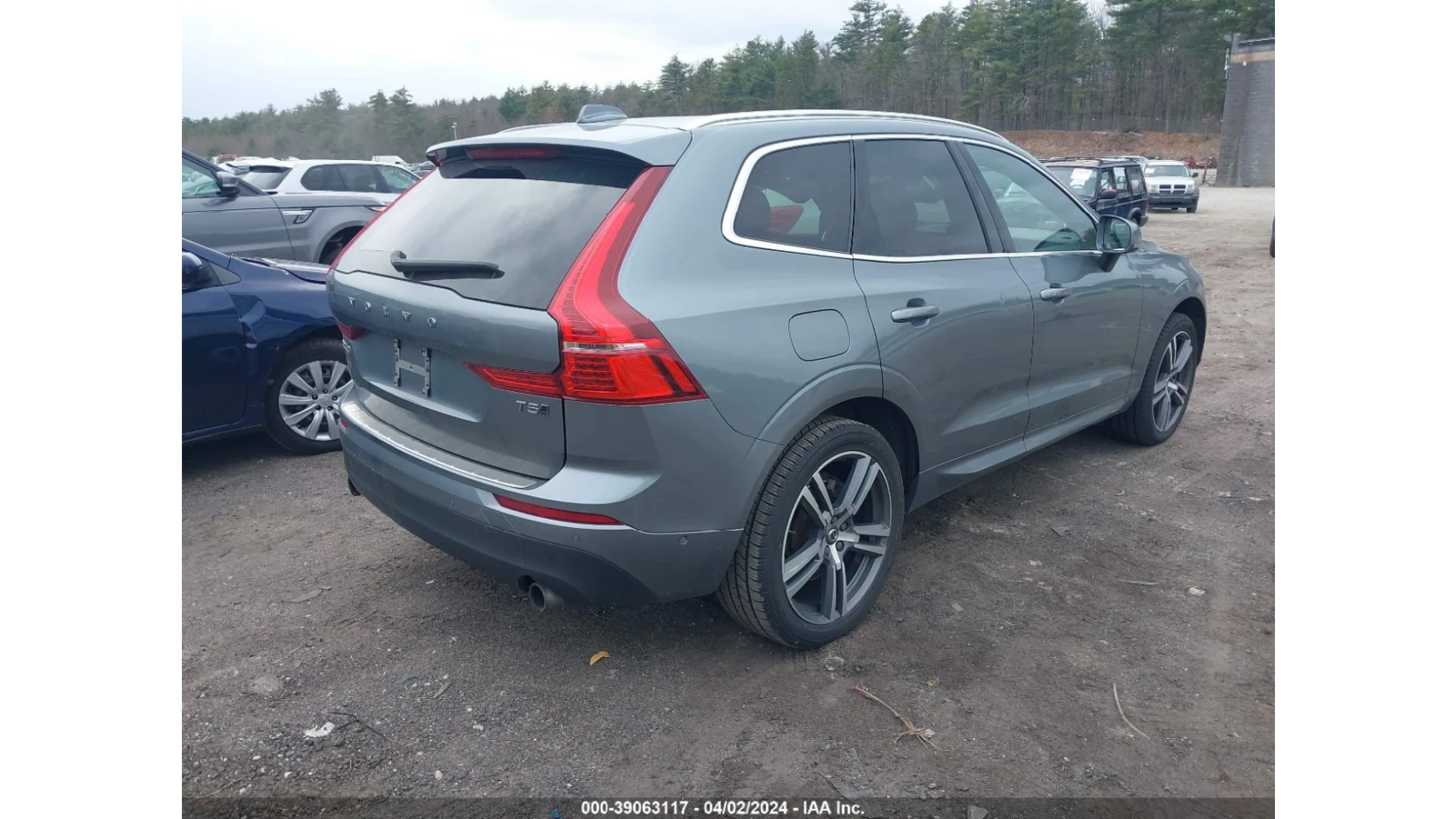 Volvo XC60 T5* MOMENTUM* АWD* DIGITAL DASH* СЕРВИЗНА ИСТОРИЯ! - изображение 6