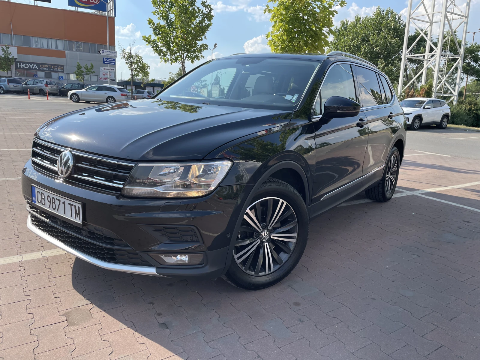 VW Tiguan Allspace SEL - изображение 2