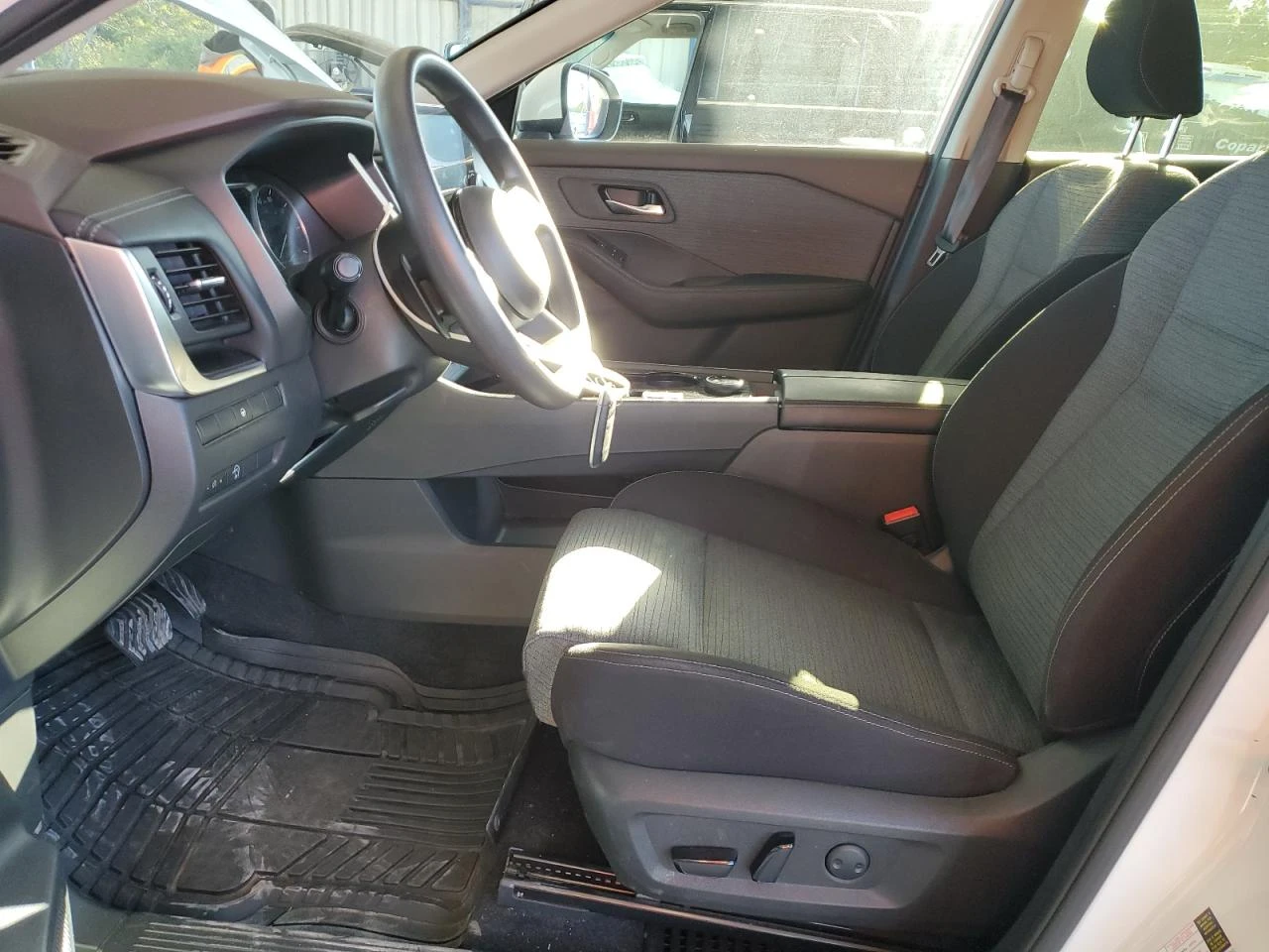 Nissan Rogue SV* AWD* БЕЗ ЩЕТА* БЕЗ ЗАБЕЛЕЖКИ* РЕАЛНИ КИЛОМЕТРИ - изображение 7