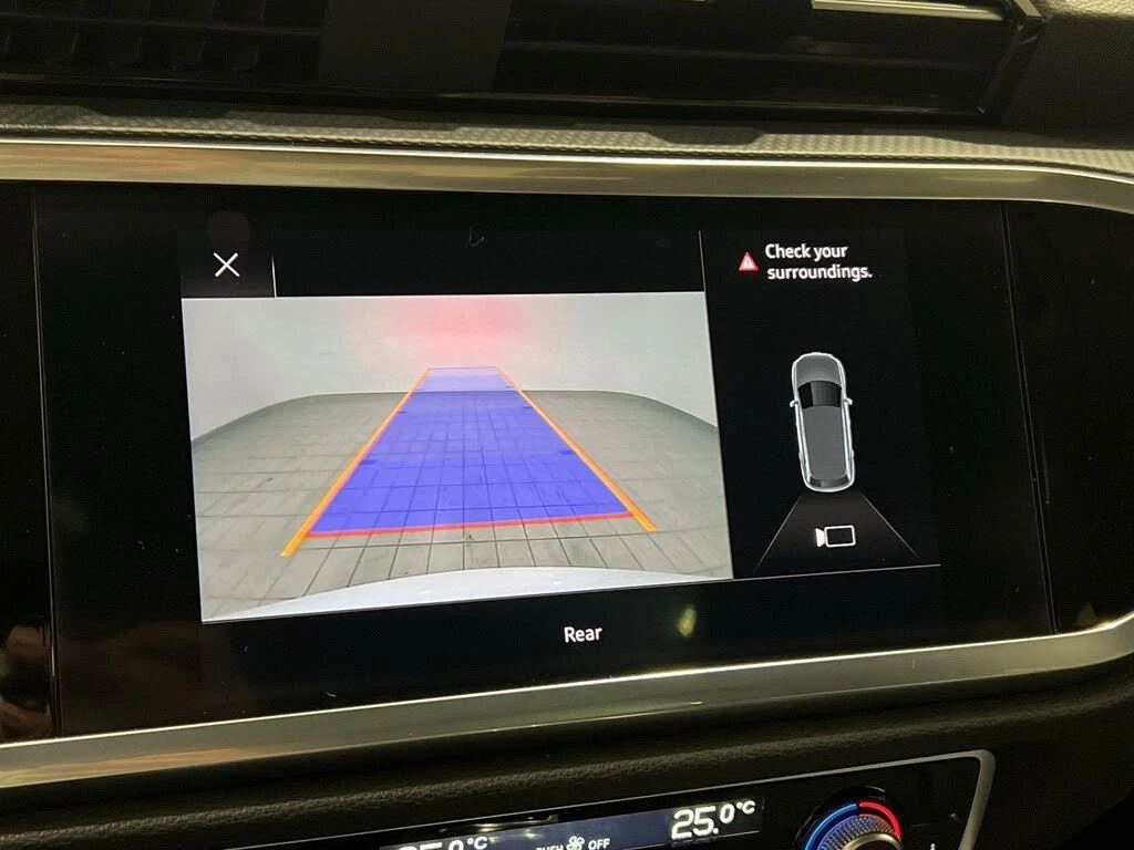 Audi Q3 * Quattro* * 45TFSI* АвтоКредит* (ЦЕНА ДО БГ) - изображение 9