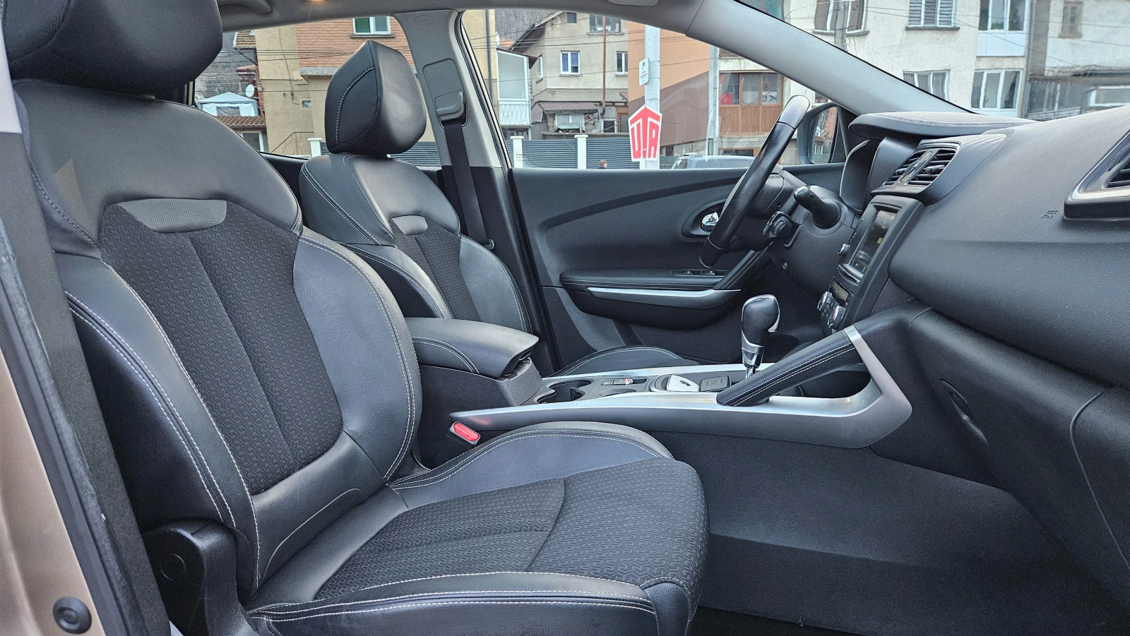 Renault Kadjar 1.5 Dci AVTOMAT/NAVIG/KLIMATRON/PANORAMA | Mobile.bg � ����������� 12