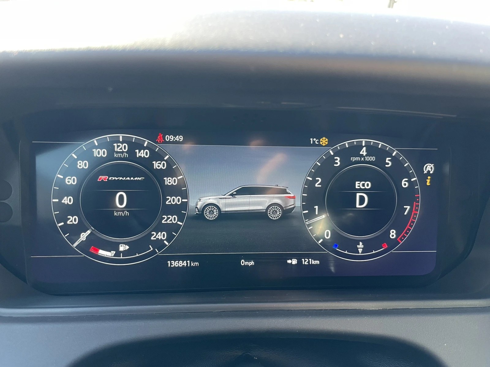 Land Rover Range Rover Velar R-Dynamic, снимка 10 - Автомобили и джипове - 53707654