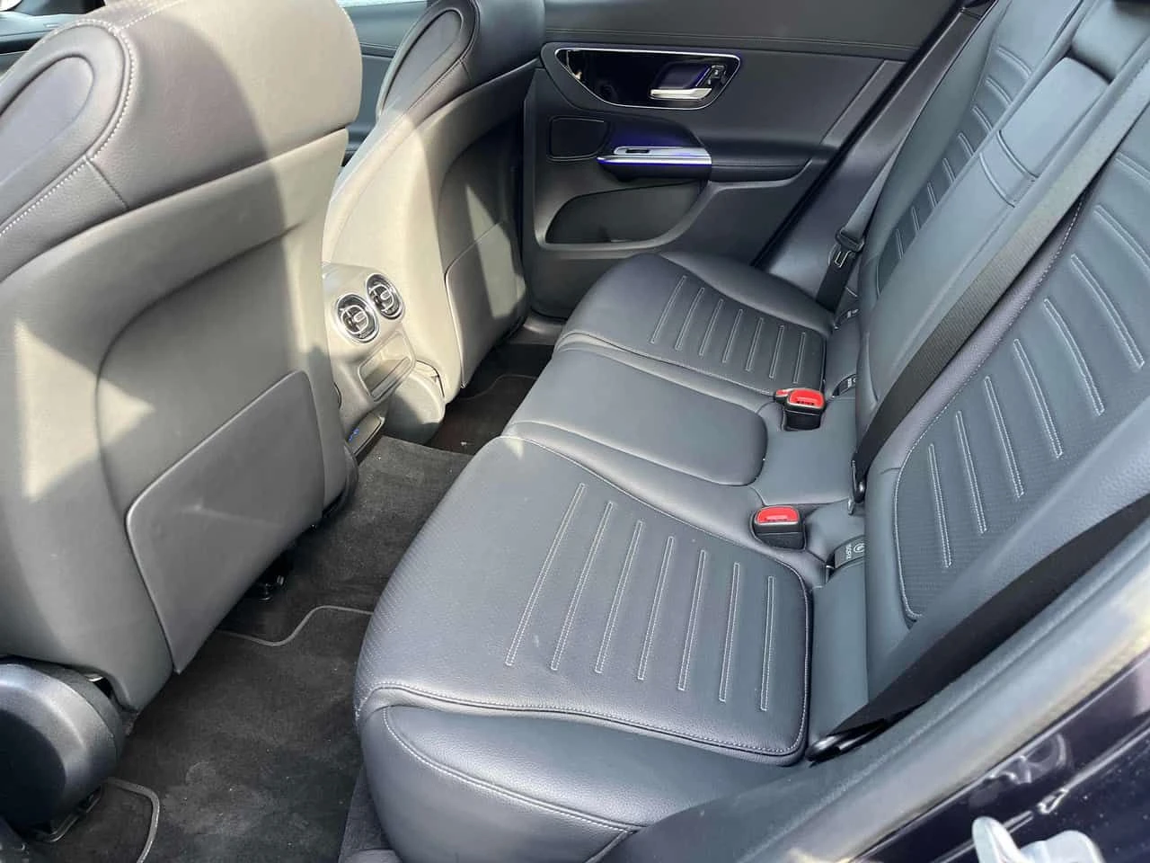 Mercedes-Benz GLC 300 * CARFAX * ПРЕДСТАВИТЕЛСТВО * ПАНО * KEYLESS, снимка 11 - Автомобили и джипове - 53924666