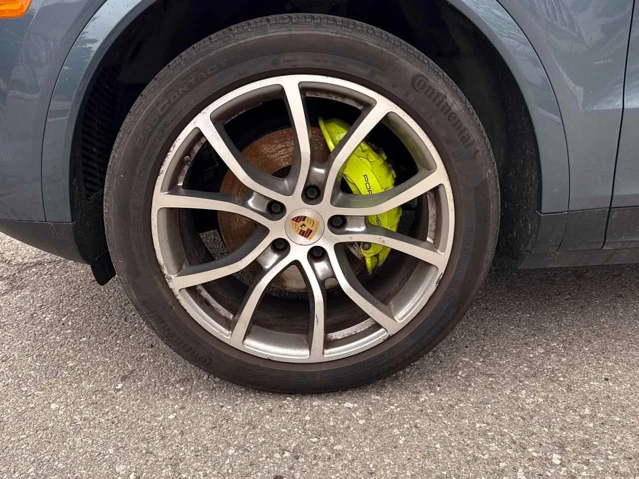 Porsche Cayenne E Hybrid  CARFAX, снимка 7 - Автомобили и джипове - 54254075