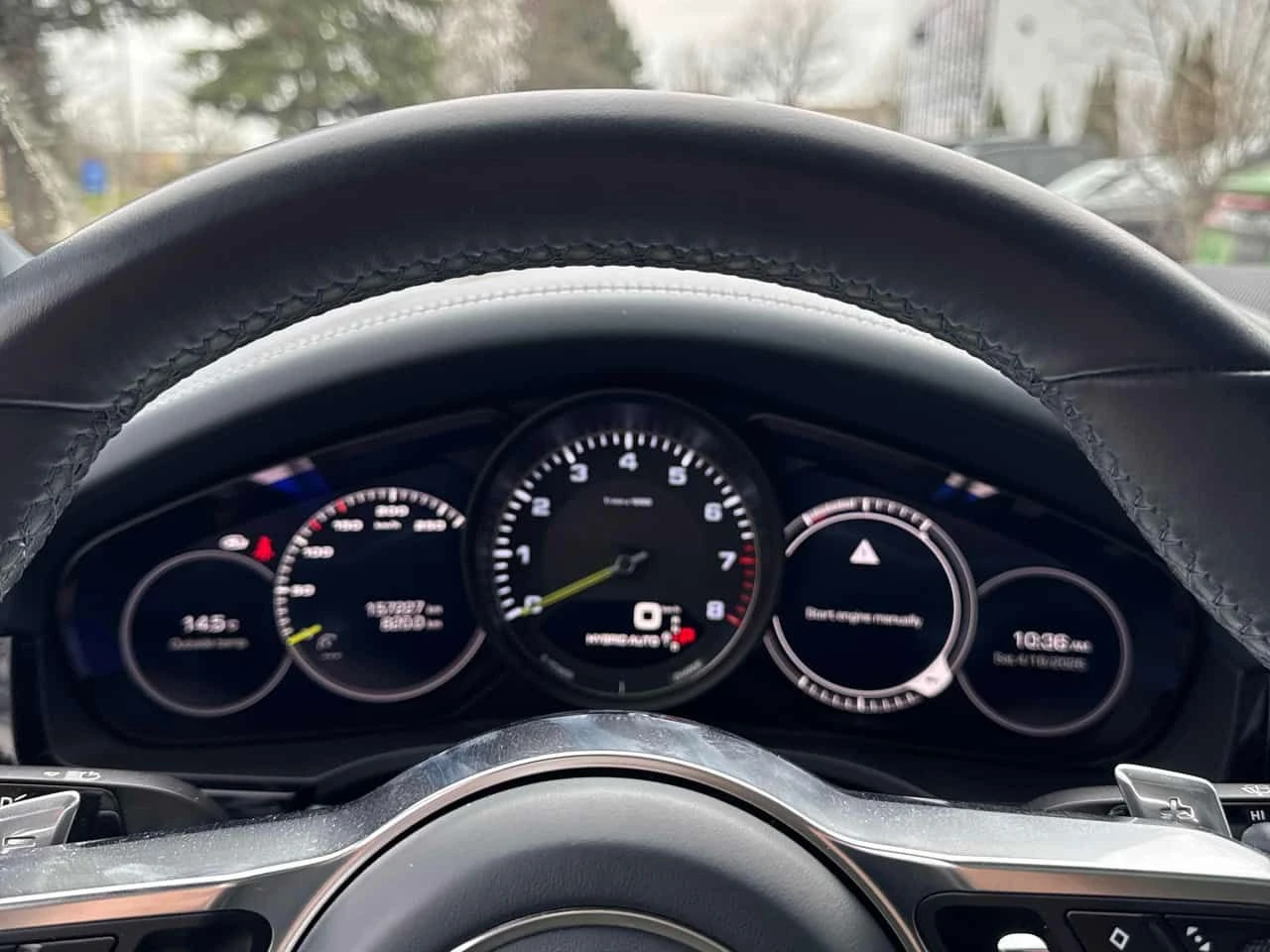 Porsche Cayenne E Hybrid  CARFAX, снимка 8 - Автомобили и джипове - 54254075