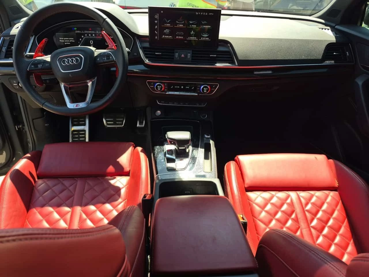 Audi SQ5 TECHNIK| NARDO| B&O| PANO| 360CAM| , снимка 8 - Автомобили и джипове - 54860288