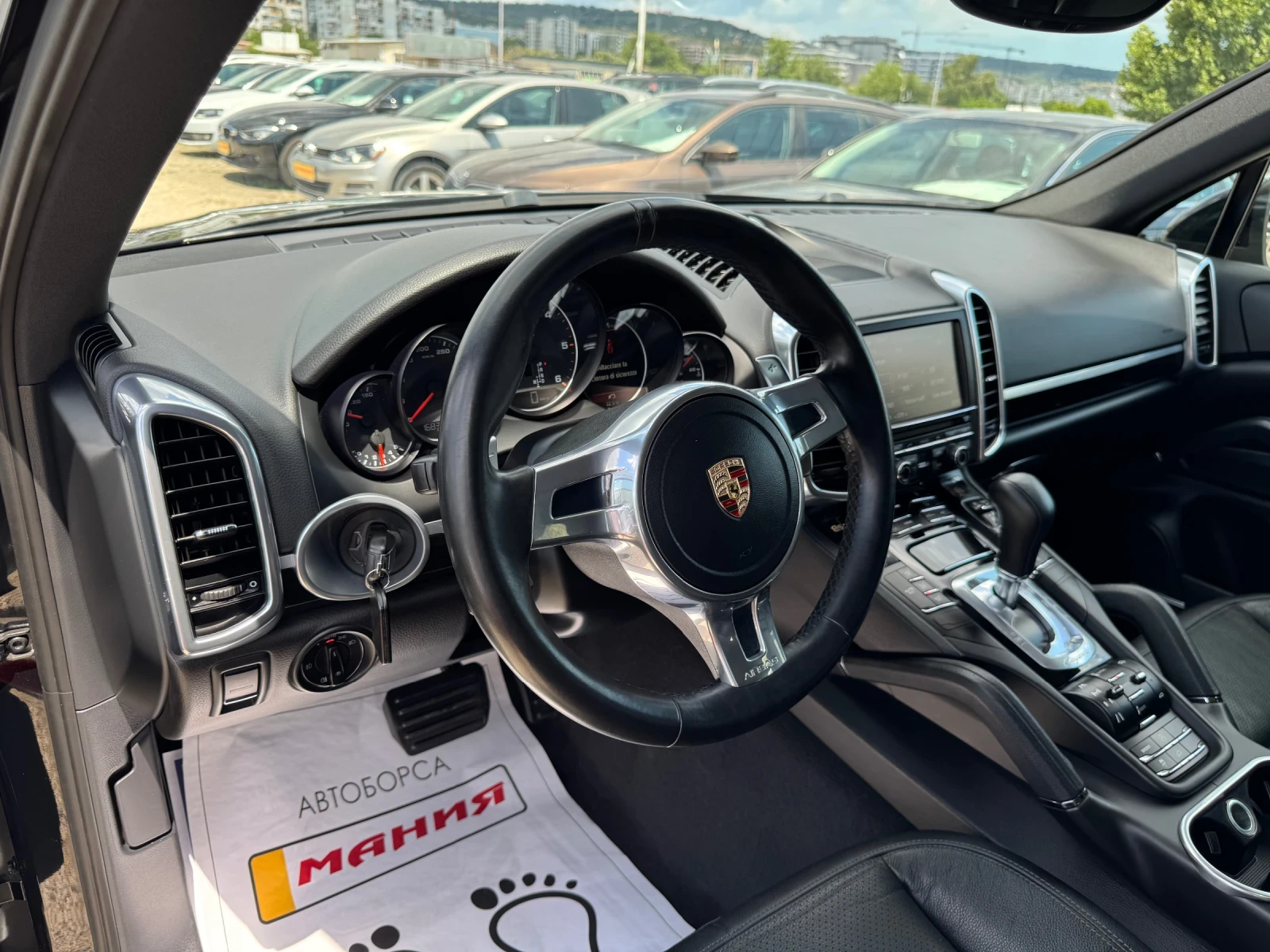Porsche Cayenne 3.0TDI, снимка 13 - Автомобили и джипове - 55206592