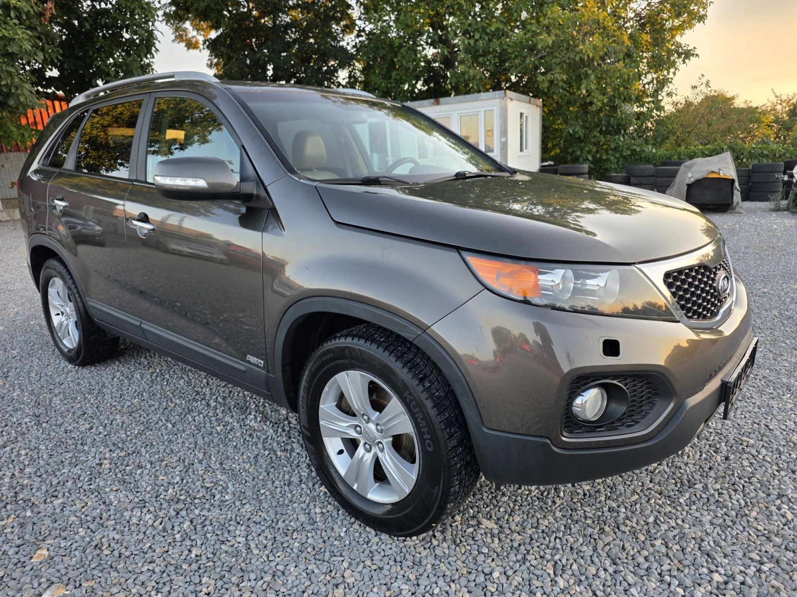 Kia Sorento 2.2crdi 197p.s Кожа , Нави, Камера, Кейлес, , снимка 3 - Автомобили и джипове - 55729622