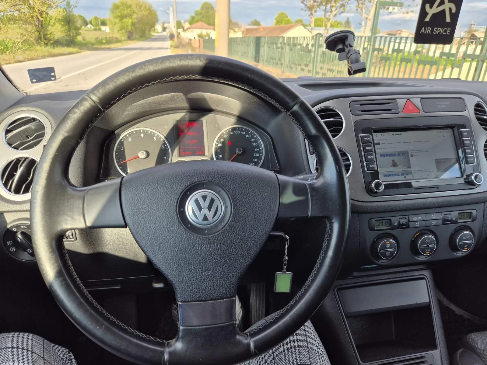 VW Tiguan | Mobile.bg � ����������� 12