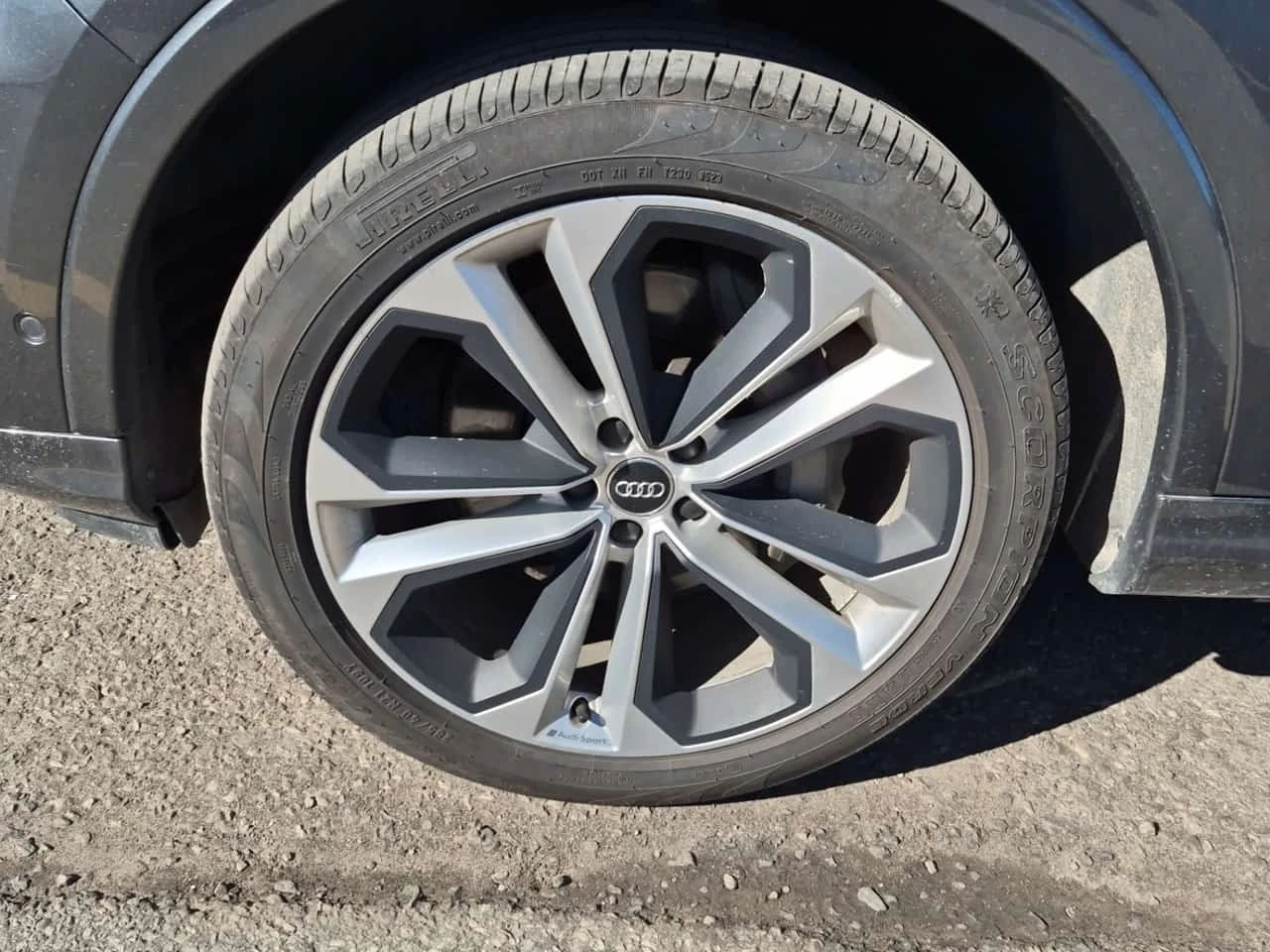 Audi Q7 * 55 Tfsi Quattro Progressiv * CARFAX *  | Mobile.bg � ����������� 5