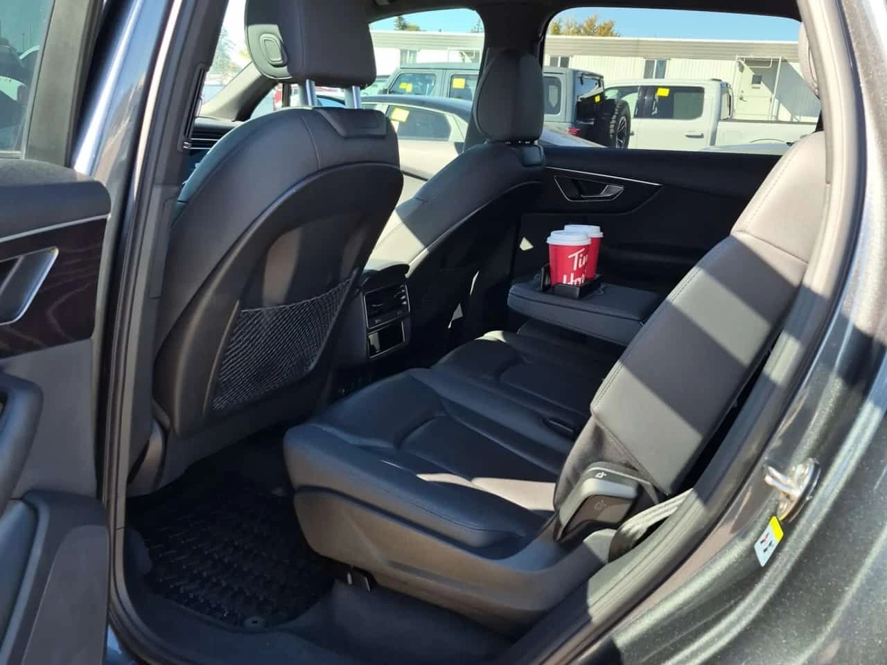 Audi Q7 * 55 Tfsi Quattro Progressiv * CARFAX *  | Mobile.bg � ����������� 12