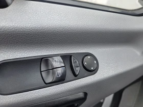 Mercedes-Benz Sprinter 319 CDI, Макси, Клима, Автомат, V6, Нави, ЕВРО 6, снимка 12